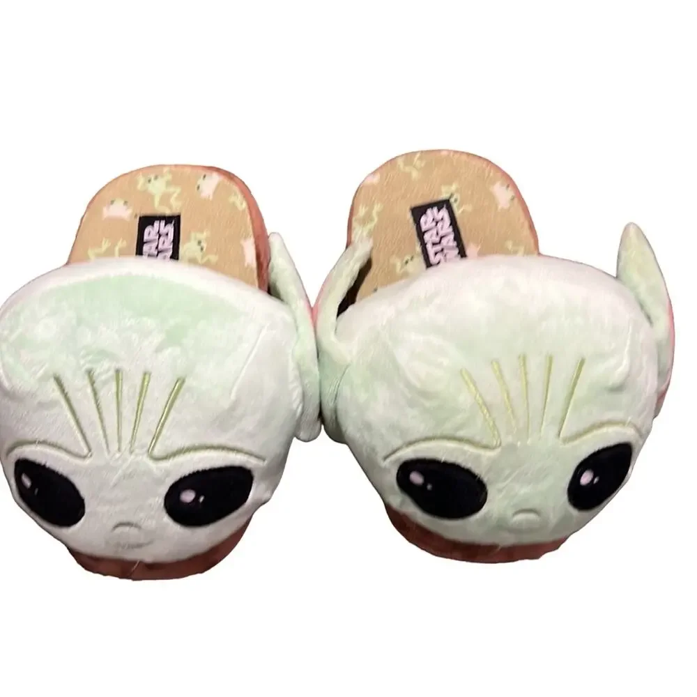 Star Wars Mandalorian Plush Baby Yoda Slippers Shoes Size Medium 9 / 10 men’s